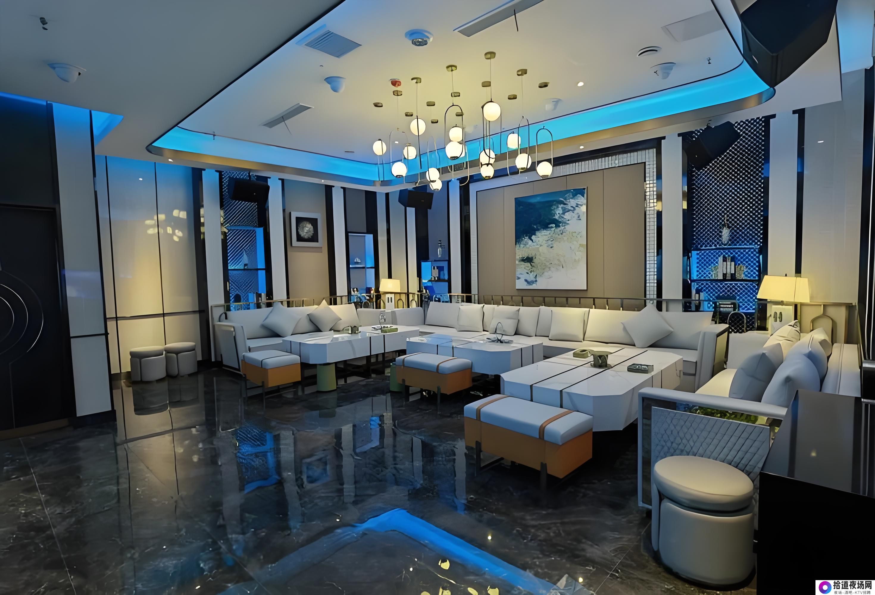 南昌KTV诚聘英才：娱乐管家等你来_高薪职位全面解析